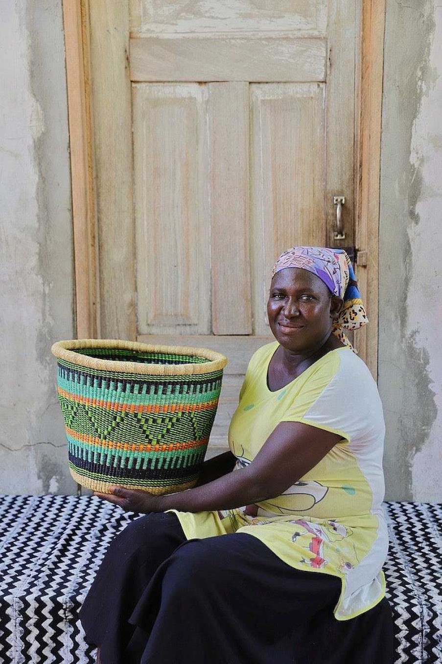 Planters + Flower Pots Baba Tree | Flower Pot (Large) By Adukpoka Akurigo