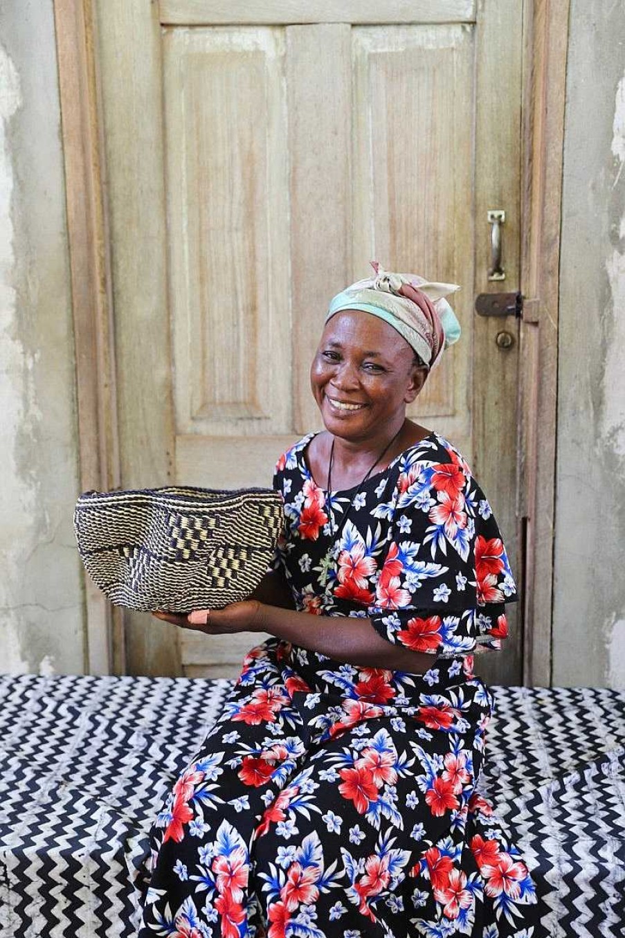 Kitchen + Dining Baba Tree | Pakurigo Wave Basket (Tiny) By Hellen Azure