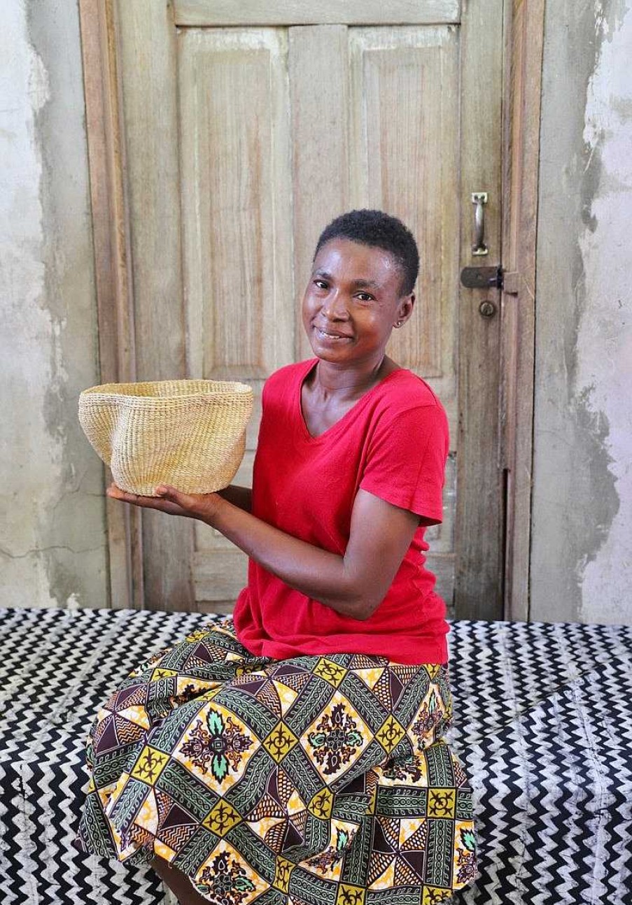 Kitchen + Dining Baba Tree | Pakurigo Wave Basket (Tiny) By Afia Adukbillah