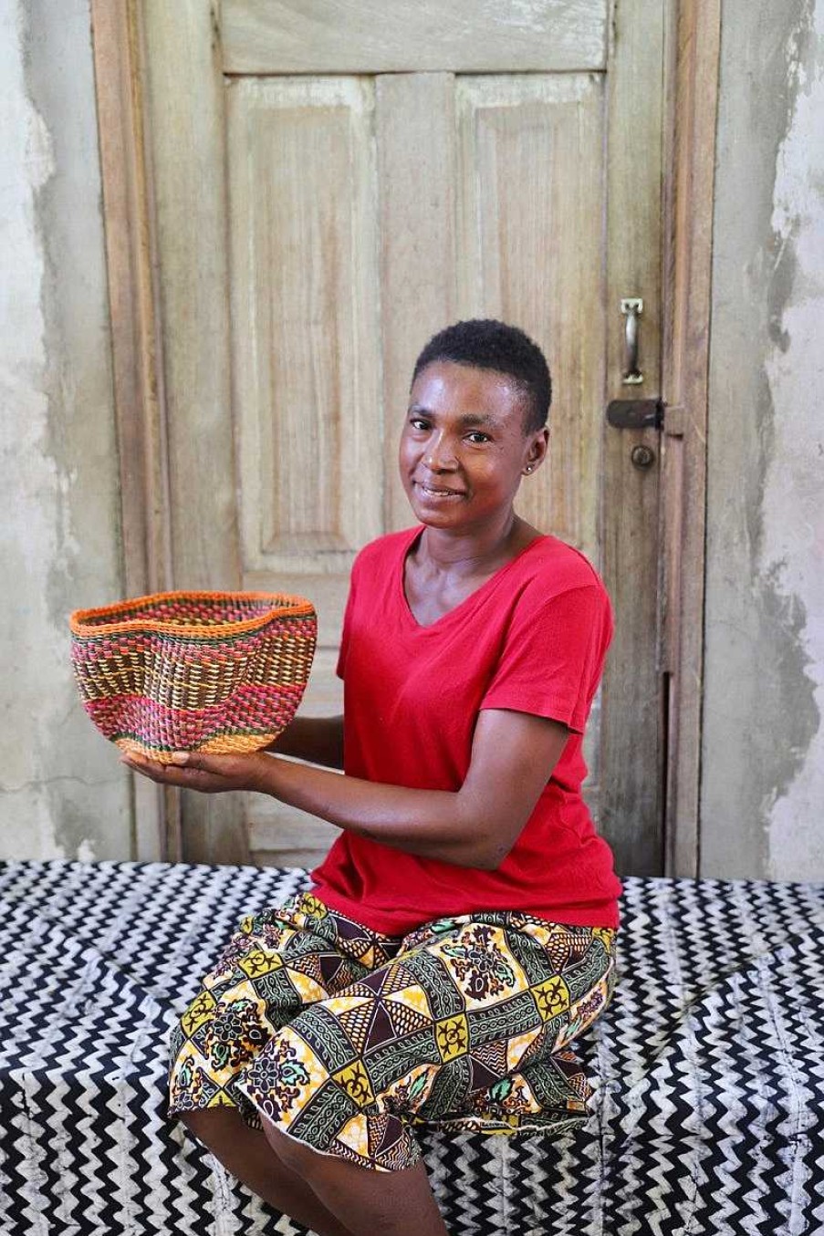 Kitchen + Dining Baba Tree | Pakurigo Wave Basket (Tiny) By Afia Adukbillah
