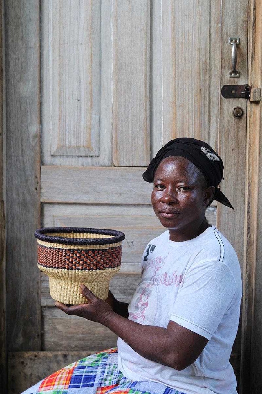 Planters + Flower Pots Baba Tree | Tiny Drum Basket By Lariba Atiah